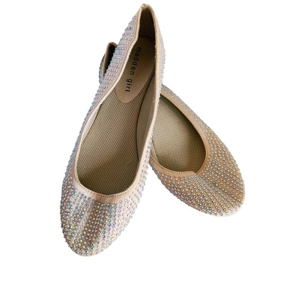 Madden Girl Rhinestone Ballet Flats Slip On Beige Diamond 8.5 M Balletcore Glam - Picture 4 of 8